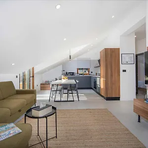 Apartament Oleander Urban Suites, High-speed Internet, At 250, Pet Friendly, Trogir
